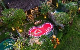 Wooden Ganeca Villas By Pramana Villas