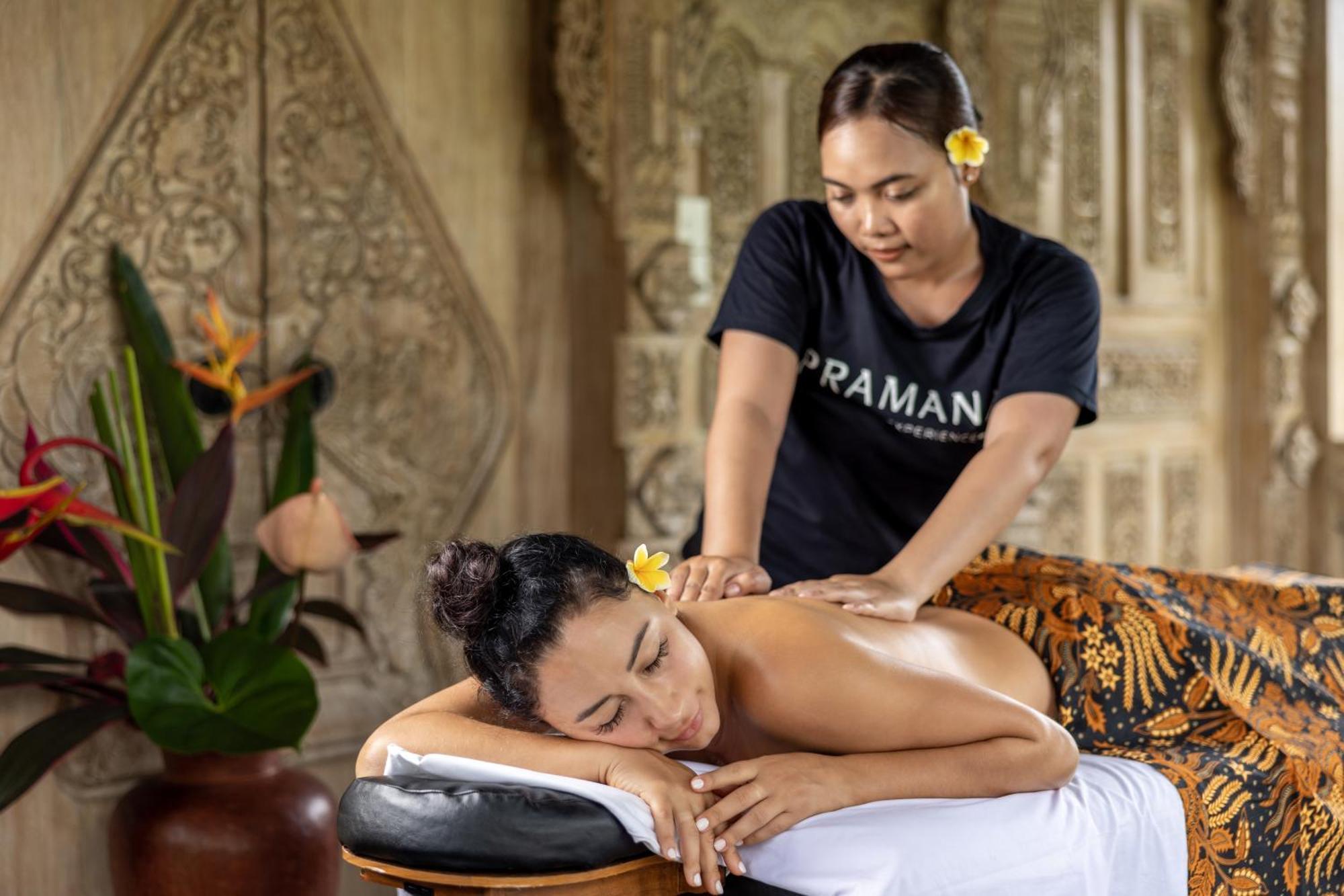 Wooden Ganeca Villas By Pramana Villas Ubud Esterno foto